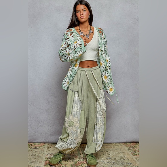 NWOT POL Mint Green Crochet Cardigan - Picture 3 of 5